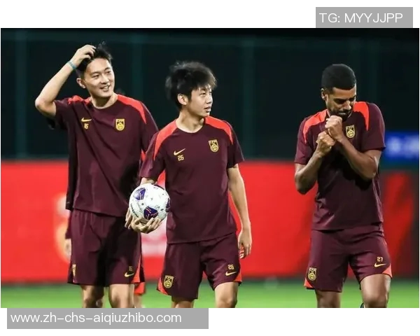 国足备战日本挑战需务实应对避免惨败新人或将迎来首场亮相